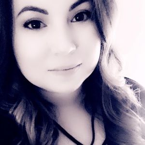 Meet your Posher, Becky